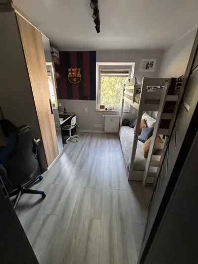 Wynajmę 3 pokojowe mieszkanie z ogródkiem i garażem. - miniatura 4