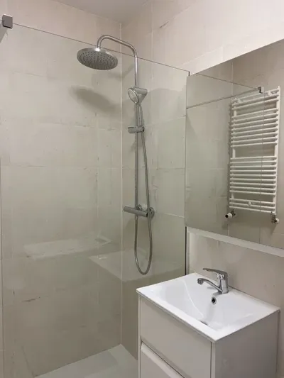 Mieszkanie 3-pokojowe przy ul. Grabiszyńskiej – 2 oddzielne sypialnie, balkon - miniatura 4
