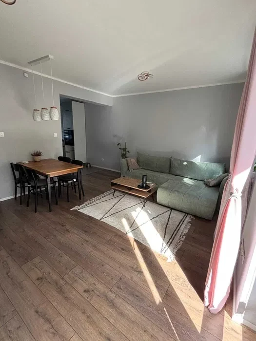 Kameralne mieszkanie 67 m² z ogródkiem i miejscem parkingowym - 1/8