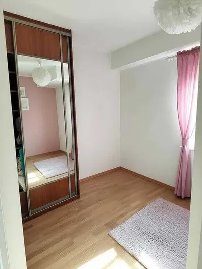 Wynajmę mieszkanie Wwa Wawer spokojnej rodzinie - miniatura 2