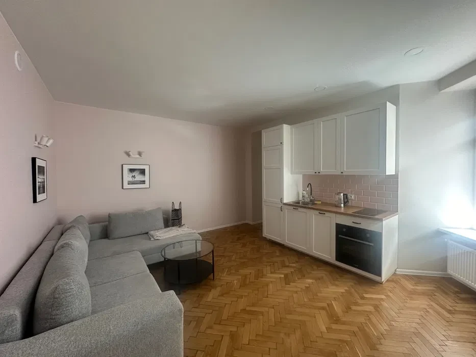 Wynajmę mieszkanie Pomorska 2 sypialnie od listopada - 1/8