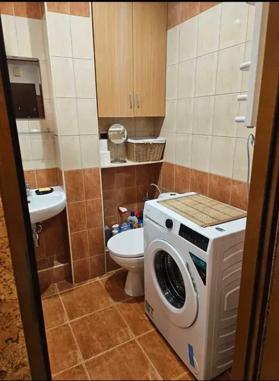 Wynajem pokoju na osiedlu Kmity - miniatura 5