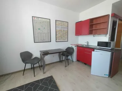 KAWALERKA 22m2 centrum - miniatura 4