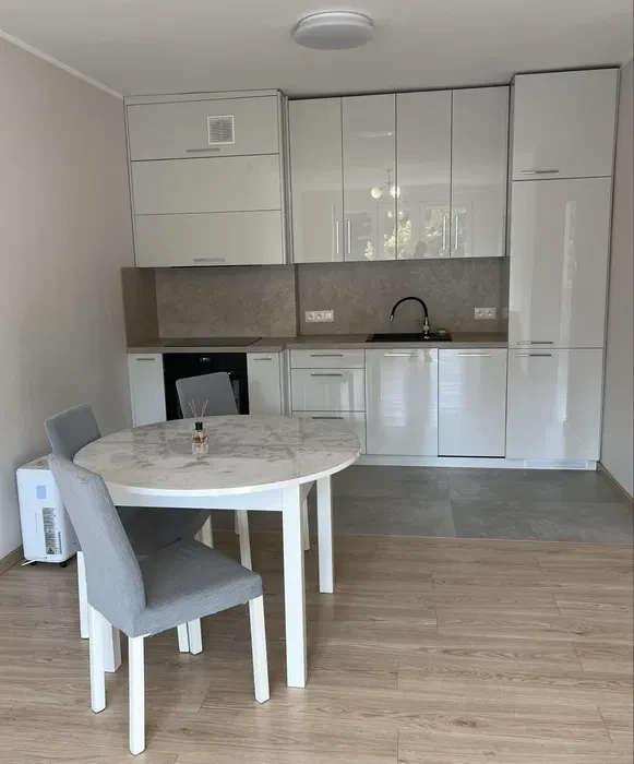Orłowo. Komfortowe mieszkanie 48 m² z balkonem i piwnicą - 1/6