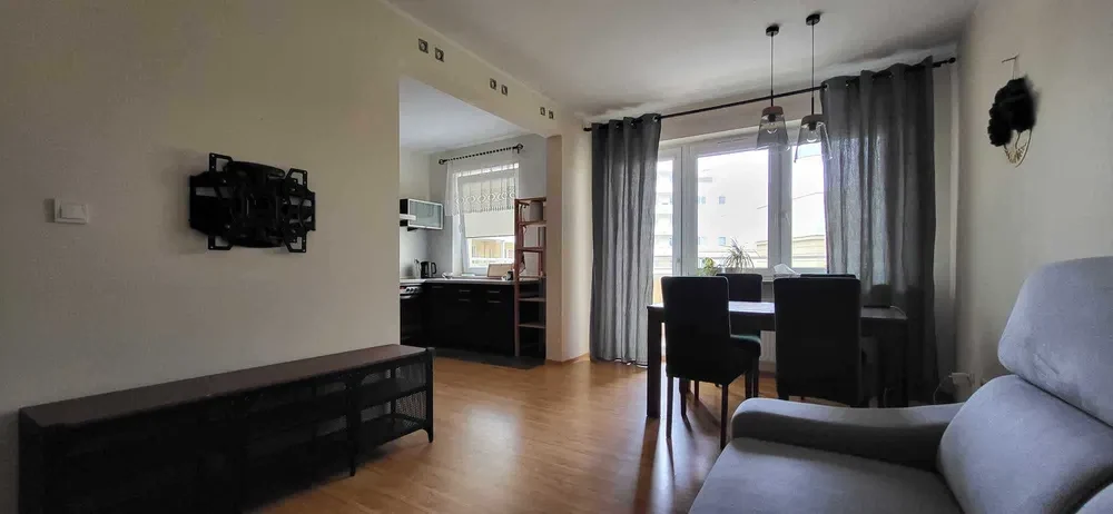 Komfortowe mieszkanie 56 m² – ul. Alternatywy 7 - 1/8
