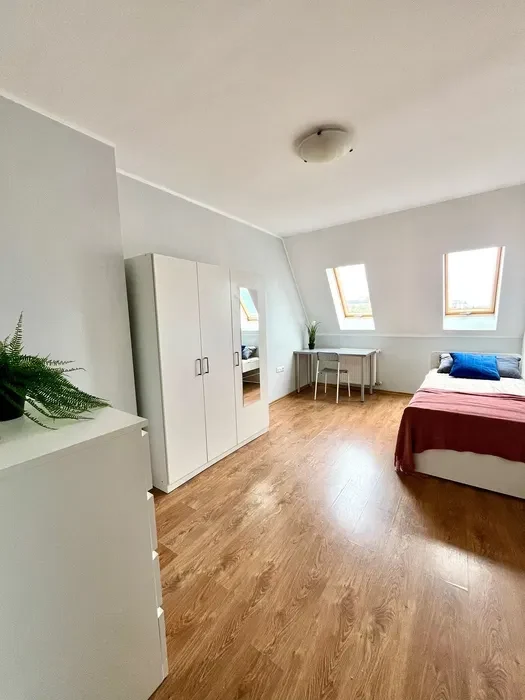 Mieszkanie 4 pokojowe ul. Poplińskich blisko Starego Browaru - 1/8