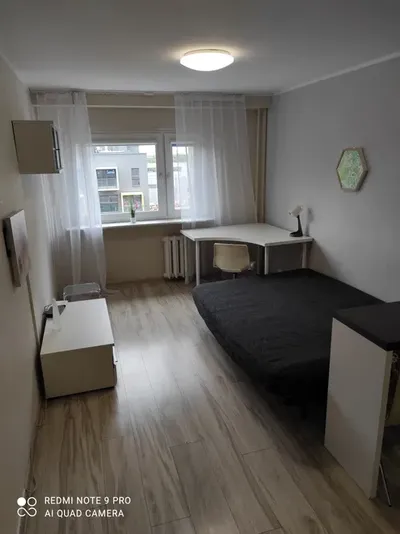 Kawalerka z garderobą Stare Miasto - miniatura 2