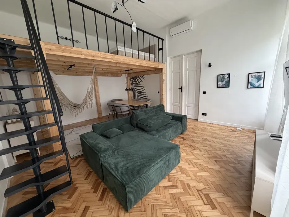 Mieszkanie 2-pokojowe 64 m² + antresola — centrum krakowa, ul. św. gertrudy 200 m od wawelu, 350 m od rynku głównego - 1/8