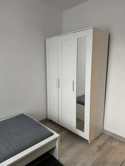 Pokój Piotrkowska/całość 1000 zł - miniatura 4