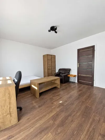 Duży pokój z balkonem nr.1, dla studenta/-tki, idealna lokalizacja, po remoncie, Pogodno, wysoki standard mieszkania - miniatura 3