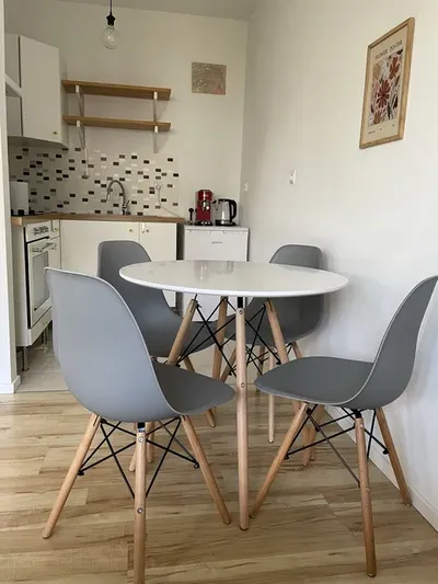 Kawalerka do wynajęcia na Chełmie - miniatura 2