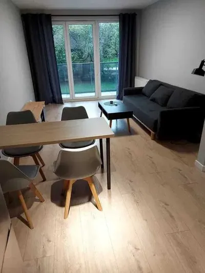 2-pokojowe mieszkanie 43 m2 w Gdyni Witominie z garażem - miniatura 2