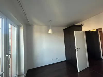 Mieszkanie dwa pokoje kuchnia łazienka 35m2 Dąbska od zaraz. Bez prowizji/pośrednika. - miniatura 2