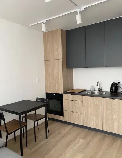 Przytulna kawalerka OD 1.10! | Centrum | SkyTower, UE, Dworzec Główny - miniatura 3