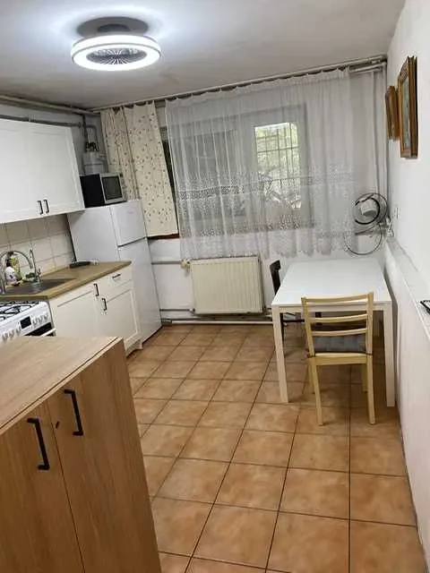 Kawalerka 35m2 widna, oddzielna kuchnia meble AGD ogródek! - 1/6