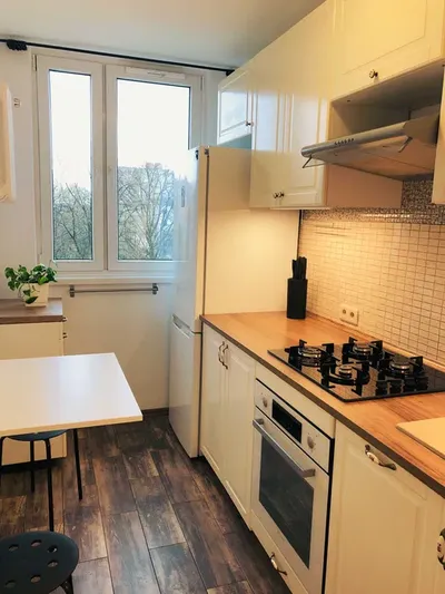 Mieszkanie na wynajem Chodecka dwa pokoje metro Balkon