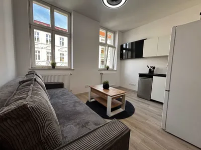 Kawalerka | Pierwszy najem | Rynek Łazarski | ul. Małeckiego od 1 października