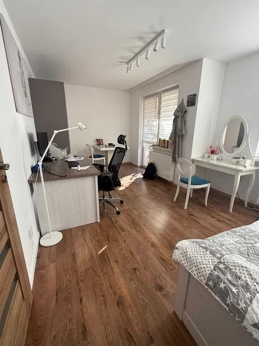 duży pokój niedaleko Kortowa po remoncie - 1/8