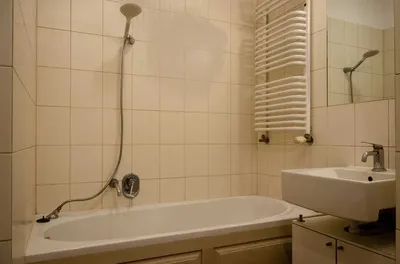 Przestronne mieszkanie w doskonałej lokalizacji z garażem [czytaj opis] - miniatura 4