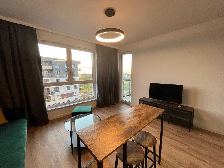 Nowe, eleganckie mieszkanie 43 m2 | Warszawa Ursus | Giserska 21 - 1/8