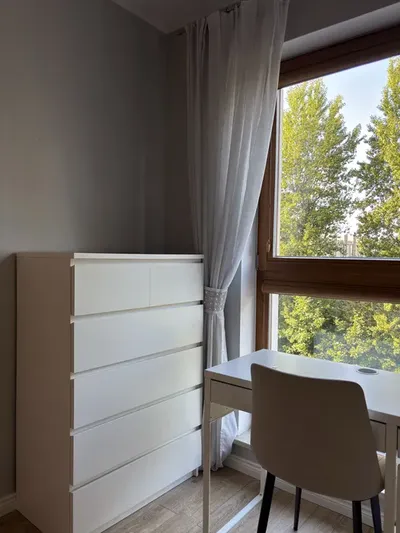 Pokój w 3 osobowym mieszkaniu | Gdańsk Wrzeszcz - miniatura 2