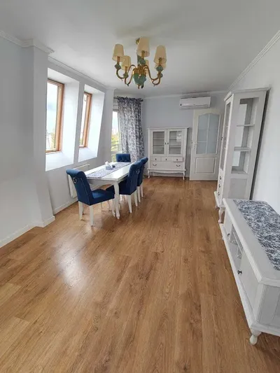 Przestronne mieszkanie Wrocław centrum 70m2 3-pokoje, kuchnia łazienka osobno ubikacja, pełen rozkład