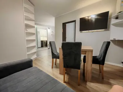 Wynajmę bezpośrednio 2-pokojowe mieszkanie 34 m² – Warszawa Bemowo, ul. Widawska