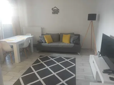 Wynajmę kawalerkę na Aluzyjnej z miejscem w garażu w cenie - miniatura 3
