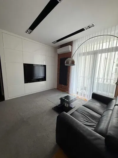 Wyjątkowe mieszkanie |54 m²| 3 pokoje | sufit 3m | Metro 6 min - miniatura 2
