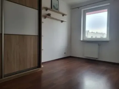 Komfortowe mieszkanie 70 m² na Osiedlu Laguna (Warszawa Wesoła) 2 miejsca parkingowe+komorka lokatorska. Blisko SKM i lasu - miniatura 4