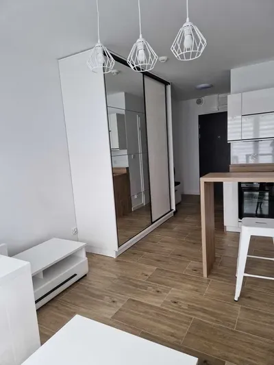 Kawalerka z balkonem do wynajęcia NADOLNIK 8A - miniatura 2