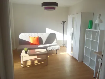 Pokój 16m2 z balkonem w mieszkaniu 2 pokojowym, Bartodzieje