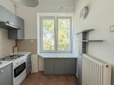 Mokotów | Kawalerka | Balkon | Łazienki Królewskie | Kamienica | 3 m wys. - miniatura 3