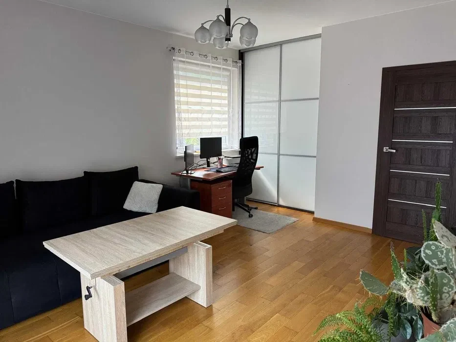 48m mieszkanie przy Ogrodzie Botanicznym, 2 pokoje, osobna kuchnia, duży taras, garaż podziemny - 1/8