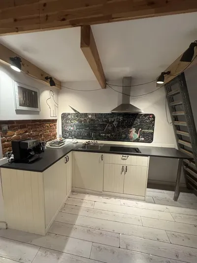 Small apartment in the city center! 2400 For everything! - miniatura 3