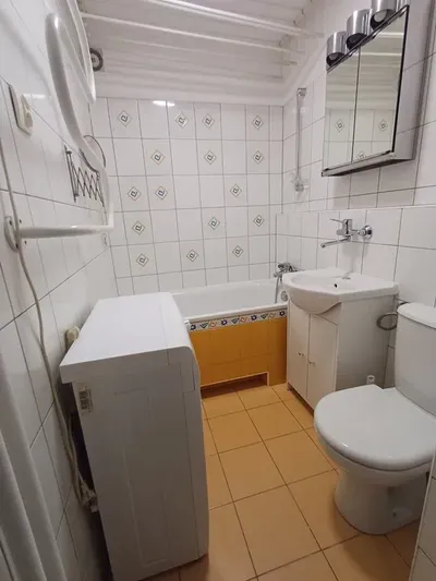 Mieszkanie wynajem 3 pokoje 45 m blisko metra Żoliborz na dłużej - miniatura 4