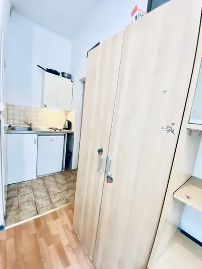 Wynajmę kawalerkę, Nowy Kleparz, Towarowa ulica - miniatura 2