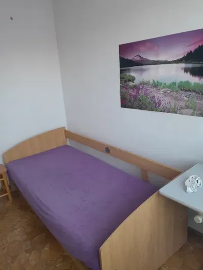 Pokój na Kozanowie bez dodatkowych opłat i bez gospodarza. - miniatura 3
