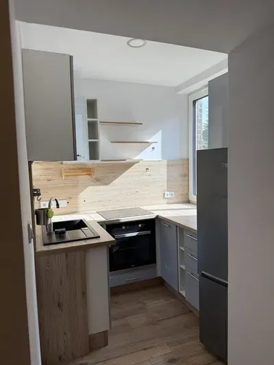 KATOWICE DĄB | 39 m² | LOFTOWA KAWALERKA | garderoba | osobna kuchnia - miniatura 5