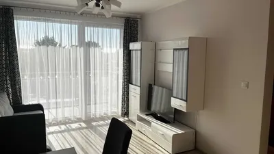 Do wynajęcia przestronne, bardzo słoneczne mieszkanie 2-pokojowe z komórką lokatorską. Gdynia Oksywie - miniatura 3