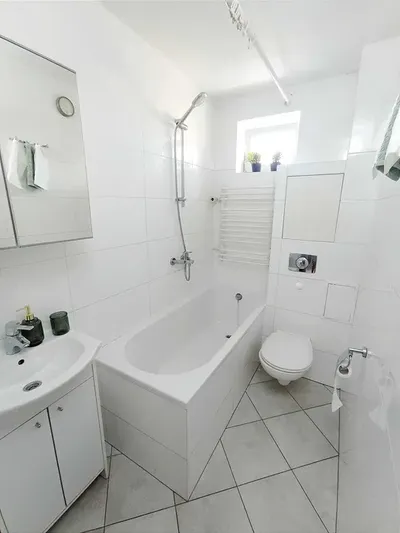 Bardzo duży pokój , od 01.10 ul. Felczaka, ogrzewanie w cenie - miniatura 5