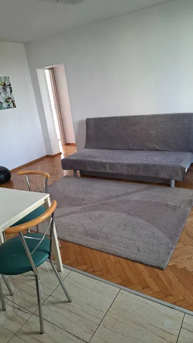 Wynajmę bezpośrednio trzypokojowe Saska Kępa 2800PLN + 900PLN czynsz - miniatura 2