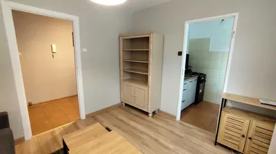 Komfortowa kawalerka, 24m2, parter - os. PIASTA - miniatura 3