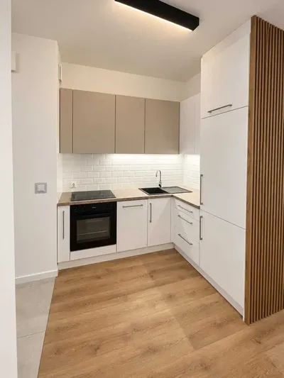 Do wynajęcia apartament 65m2, 4 pokoje, Łódź, Senatorska - miniatura 3