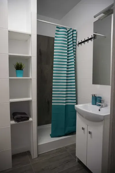 Pokój jednoosobowy- Gdynia ul. Kcyńska - miniatura 4
