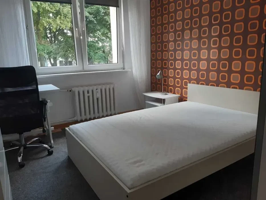 Przytulny pokój dla Pani pracującej/studentki w Gdyni - 1/8
