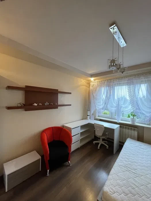 Wynajmę przestronny pokój dla studenta - Sosnowiec Dańdówka / Dębowa Góra - 1/8