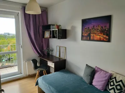 900 zł za całość, pokój z balkonem od właścicieli, Rataje, os. Polan - miniatura 2