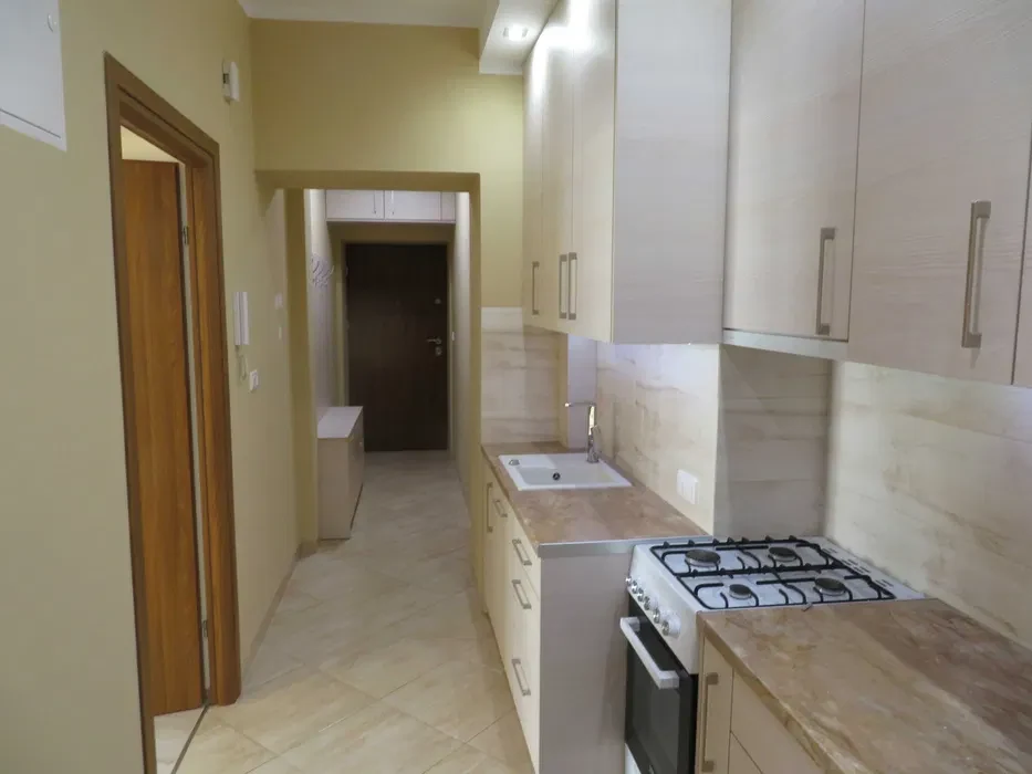 Ładny Pokój do wynajęcia ŚRÓDMIEŚCIE - Starówka 1550 zl Ciche i spokojne miejsce ! - 1/10