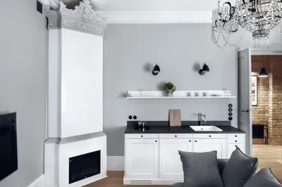 Premium Apartment in the Heart of Warsaw – Pre-War Building. - miniatura 2
